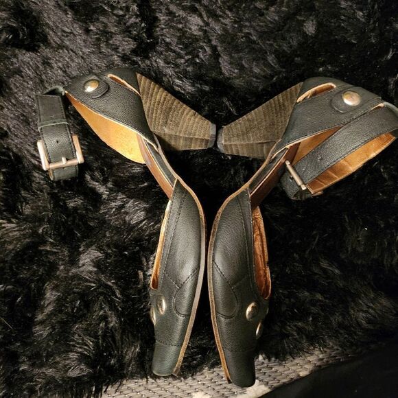 Joe Sanchez Heels Size 38. - Picture 5 of 5